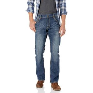 Wrangler  
		Men's Retro Slim Boot Jeans